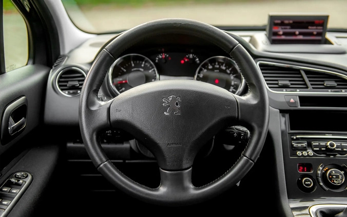 Peugeot 5008 cena 20900 przebieg: 191000, rok produkcji 2010 z Siedliszcze małe 562